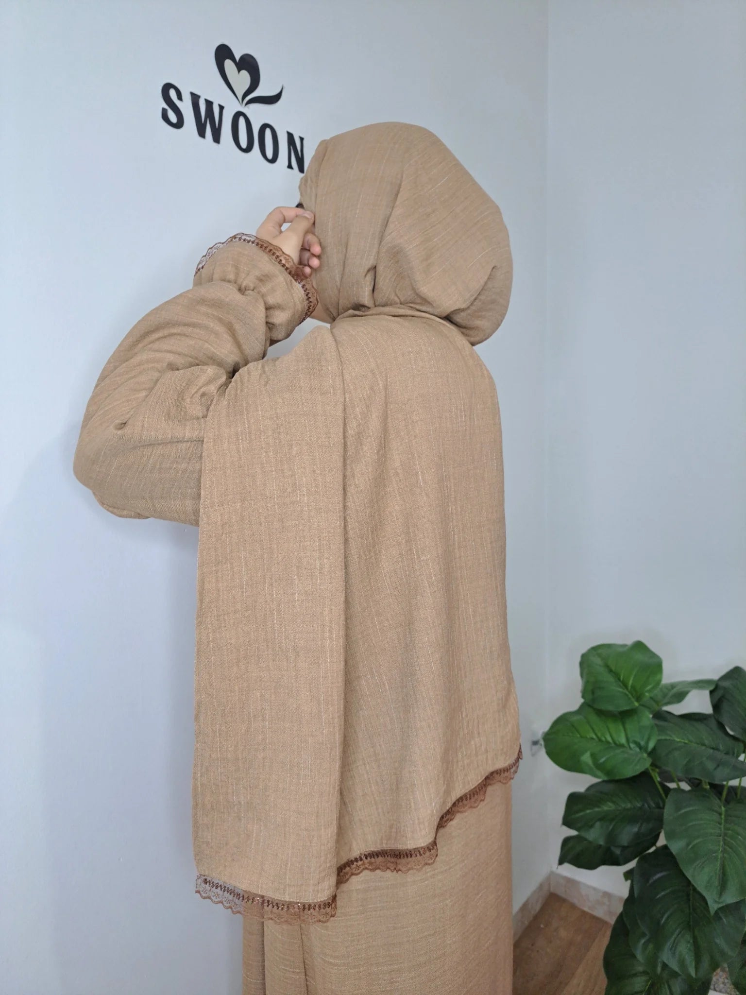 Takm Salat une pièce Beige